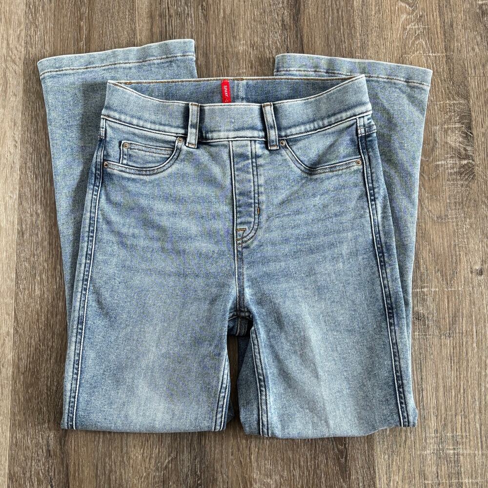 Spanx Kick Flare Jeans Indigo Sky - Size: Small - Picture 4 of 6